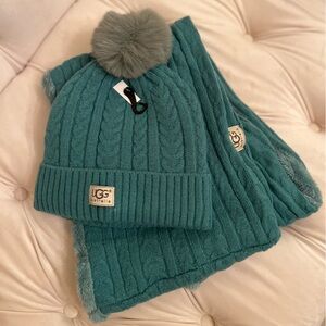 - UGG Sweather Weather Turquoise Fleece  pom pom hat infinity scarf set NWT